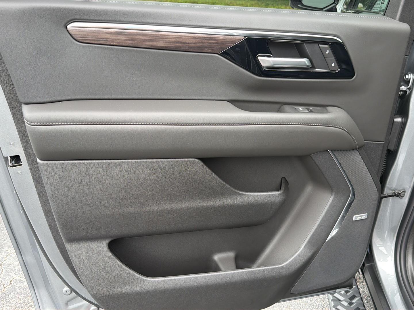 New 2026 Sterling Gray Metallic Chevrolet Z71 image 19