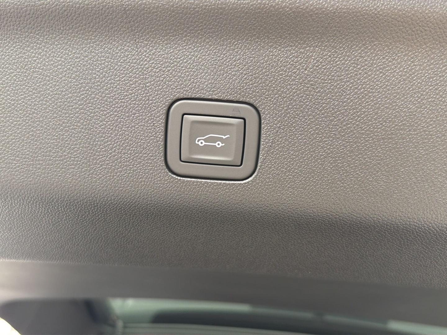 New 2026 Sterling Gray Metallic Chevrolet Z71 image 39
