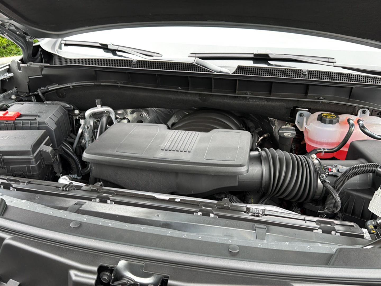 New 2026 Sterling Gray Metallic Chevrolet Z71 image 40