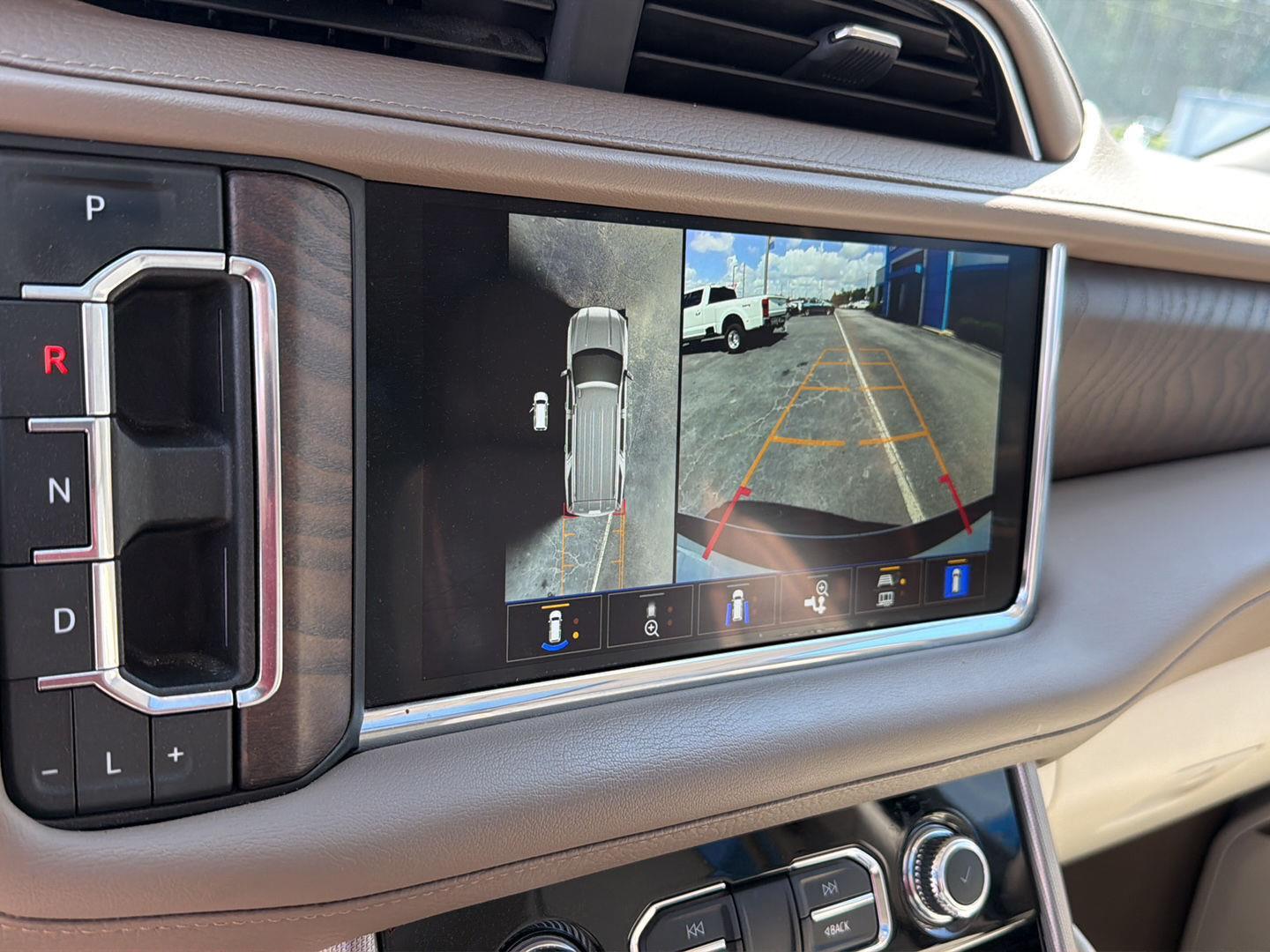 Used 2024 GMC Yukon XL SUV