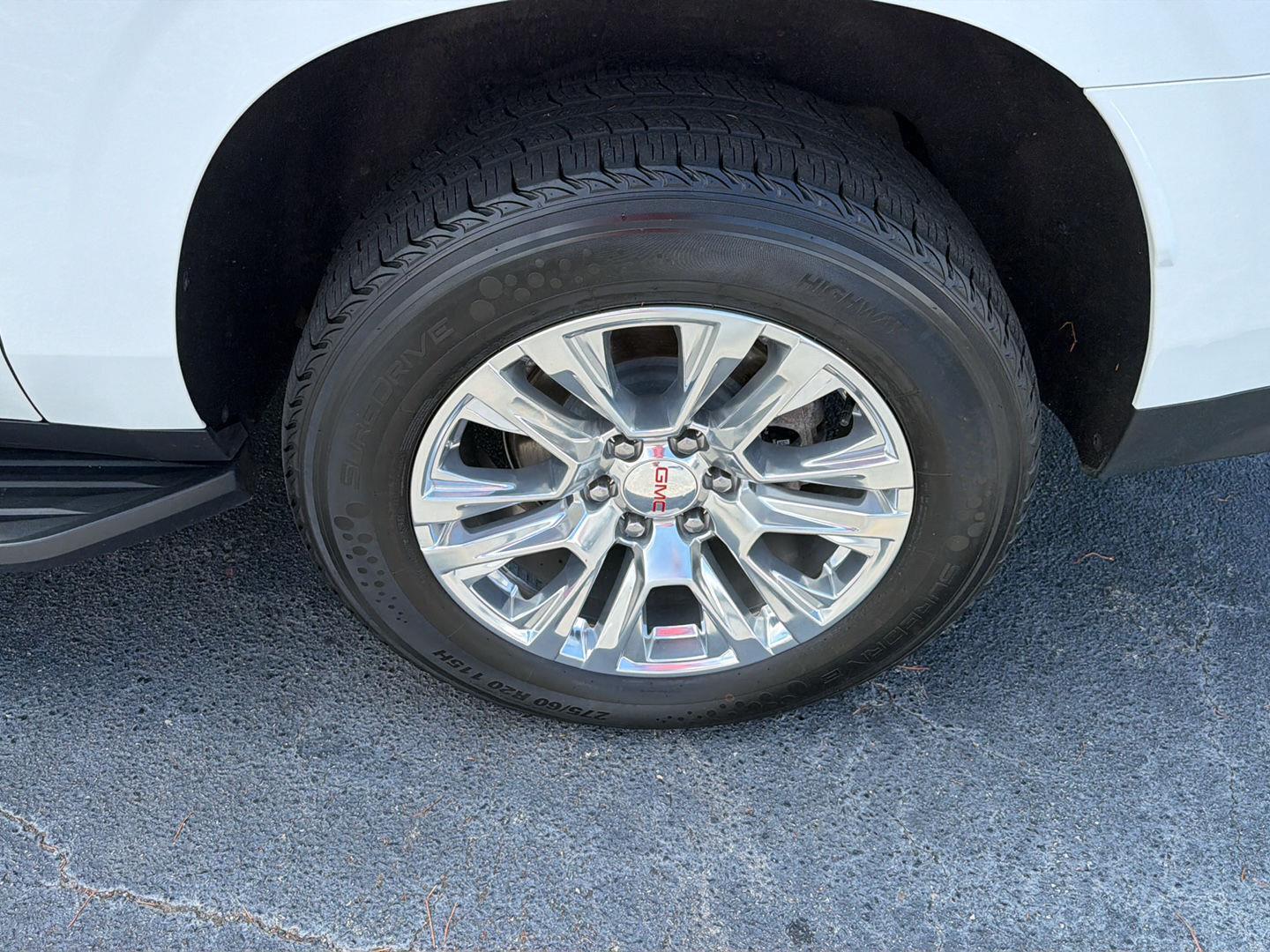 Used 2024 GMC Yukon XL SUV