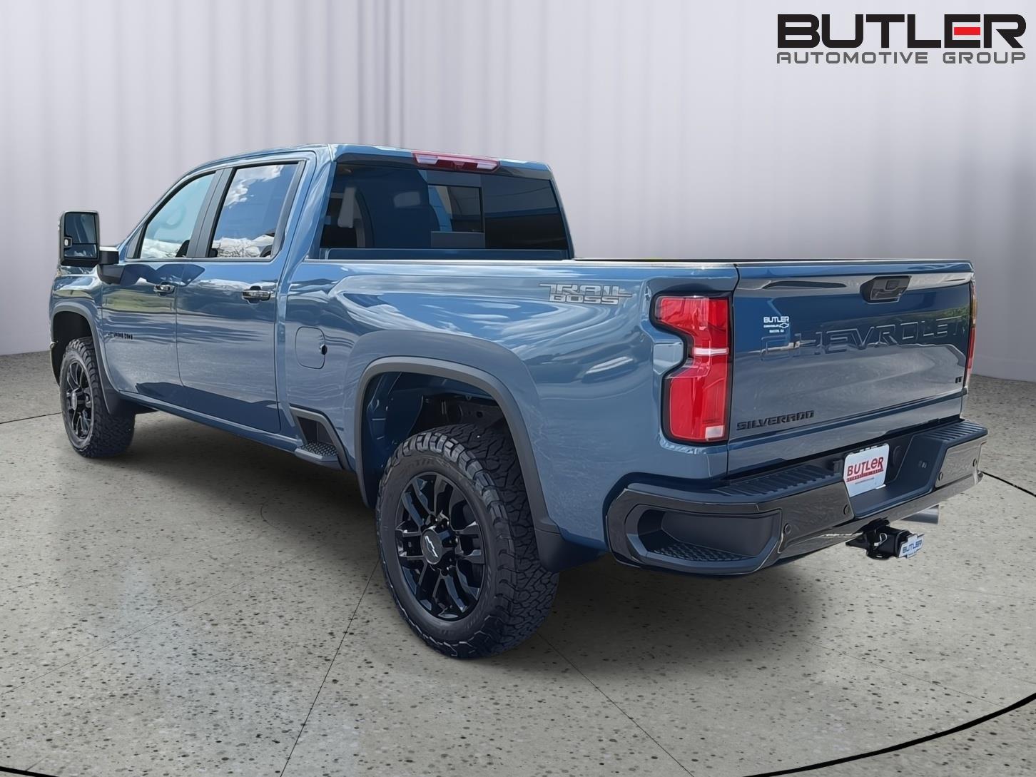 New 2026 Lakeshore Blue Metallic Chevrolet LT image 4