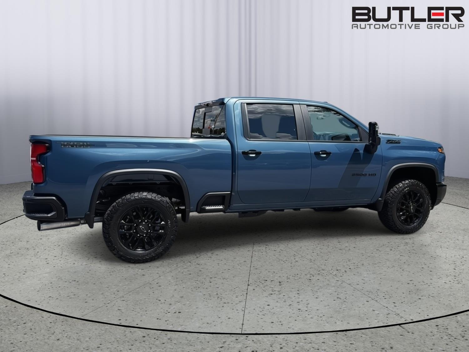 New 2026 Lakeshore Blue Metallic Chevrolet LT image 7