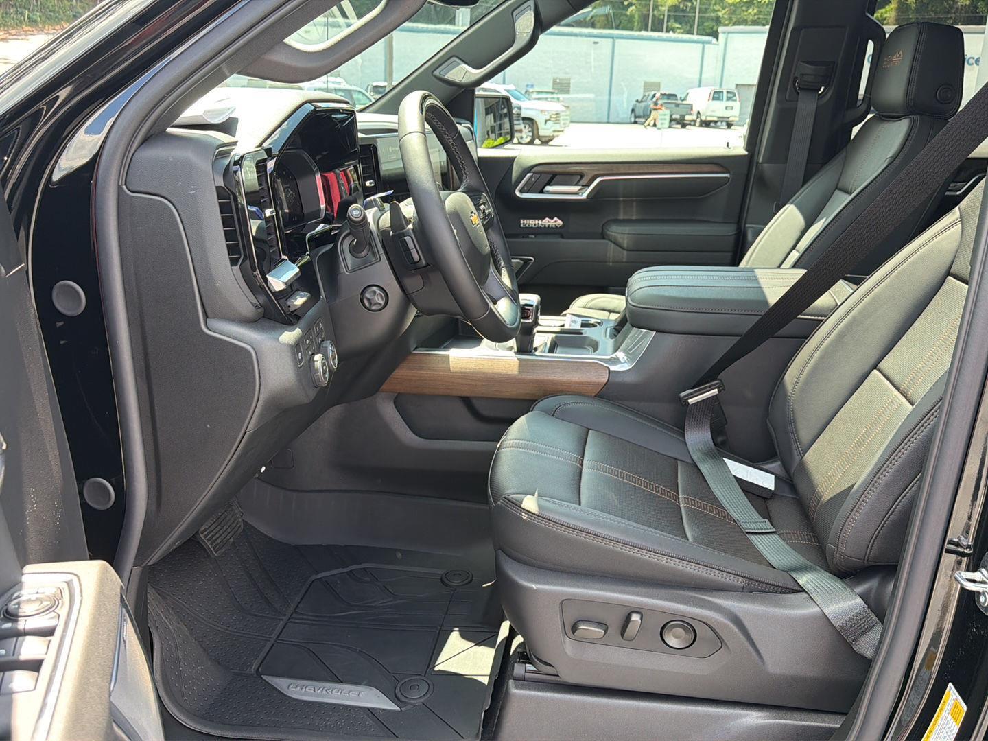 New 2026 BLACK Chevrolet High Country image 10