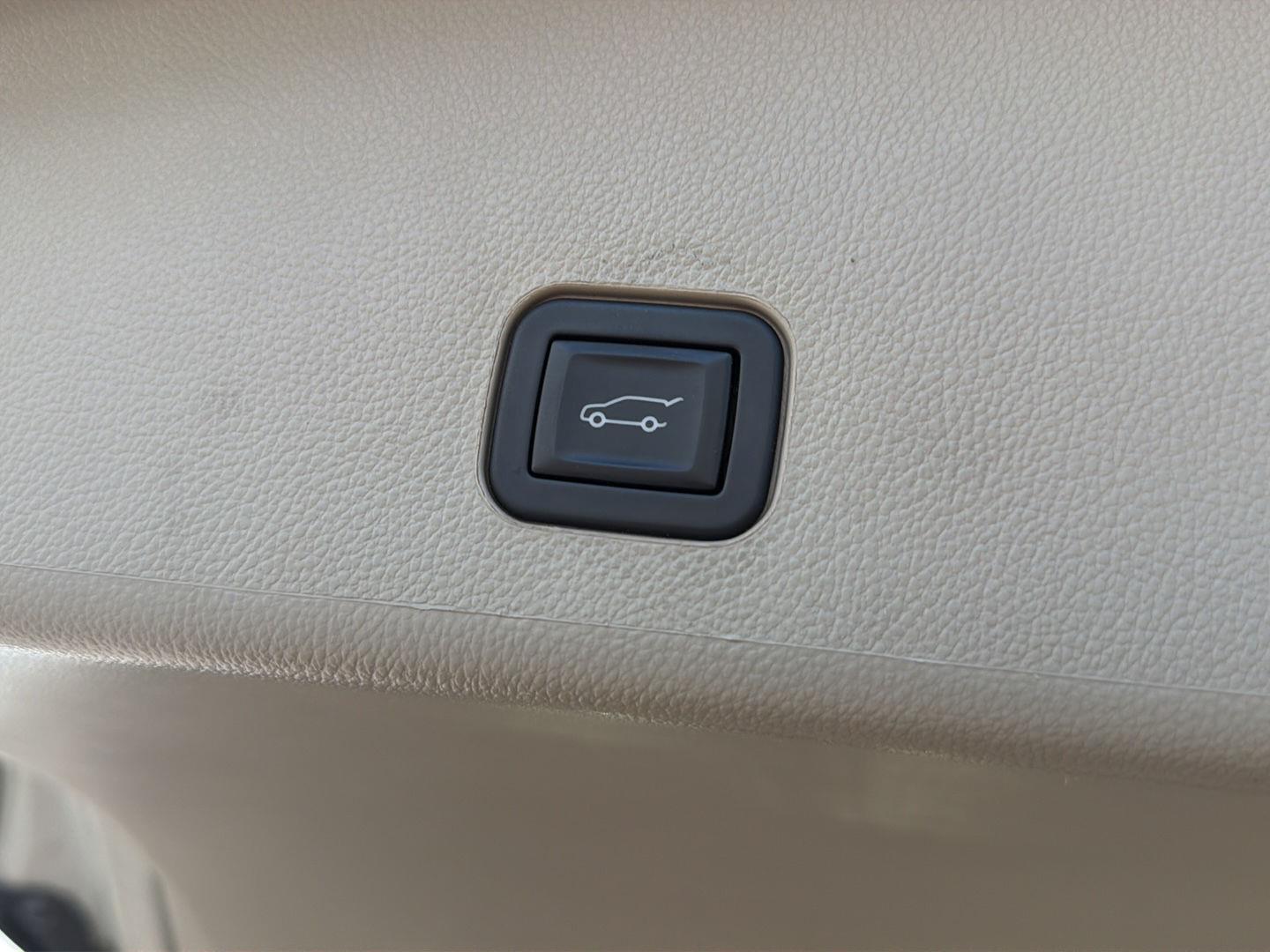 Used 2016 Cadillac SRX SUV