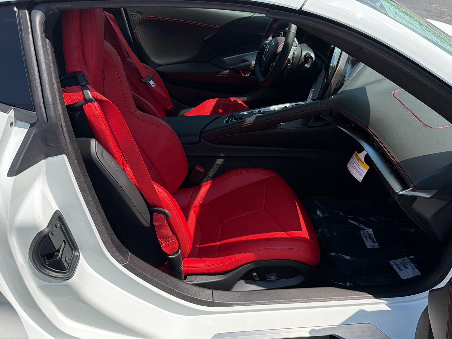 New 2027 Arctic White Chevrolet 1LT image 11