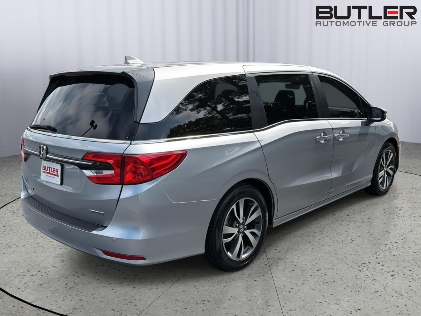 Used 2022 Honda Odyssey Van