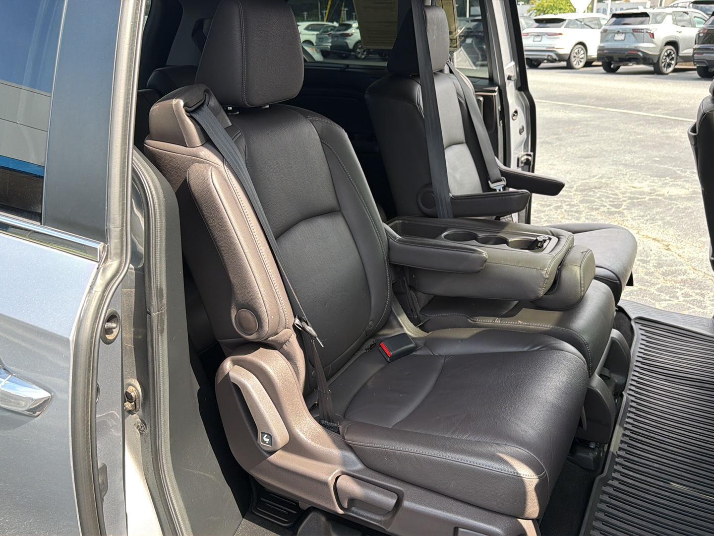 Used 2022 Honda Odyssey Van