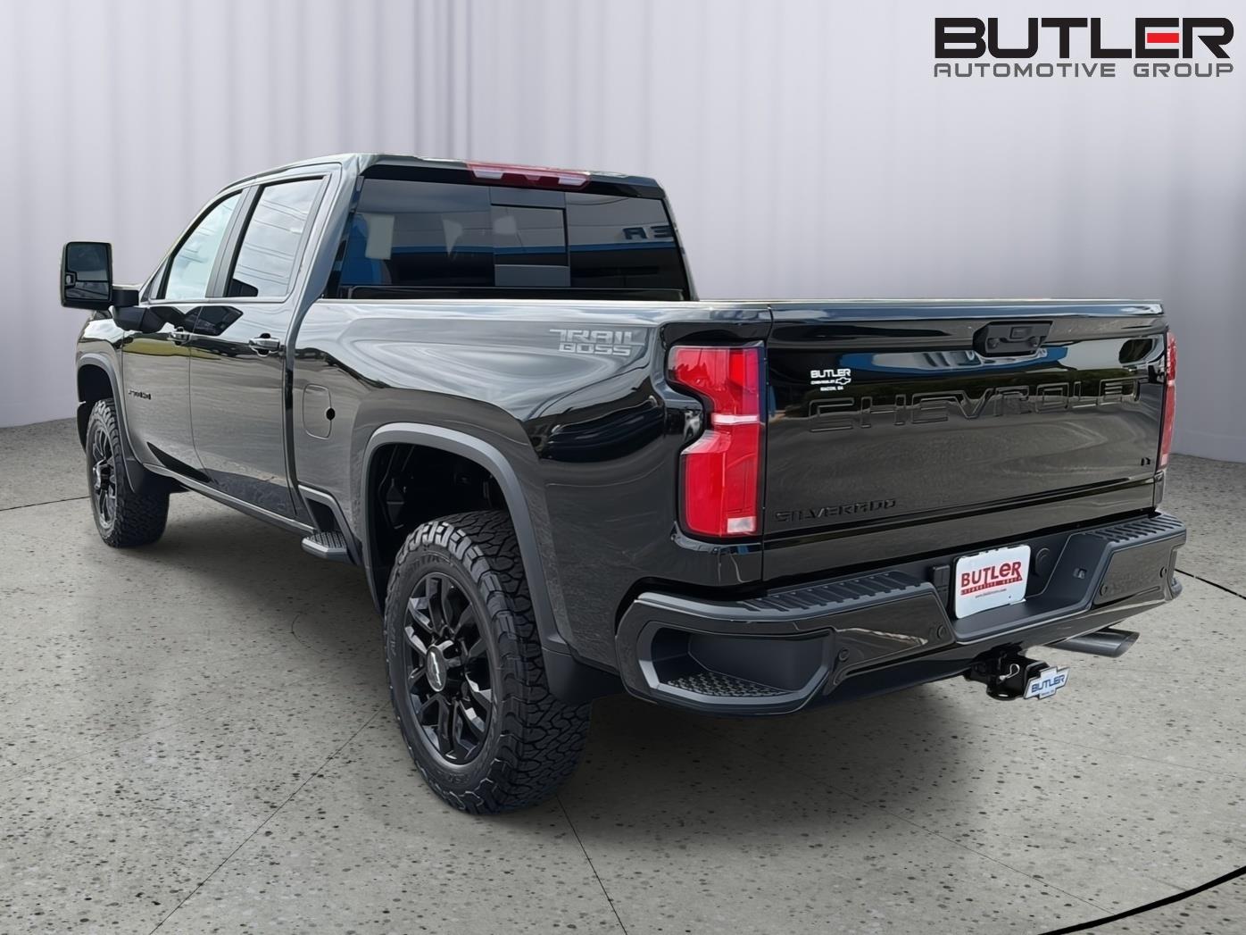 New 2026 Black Chevrolet LT image 4