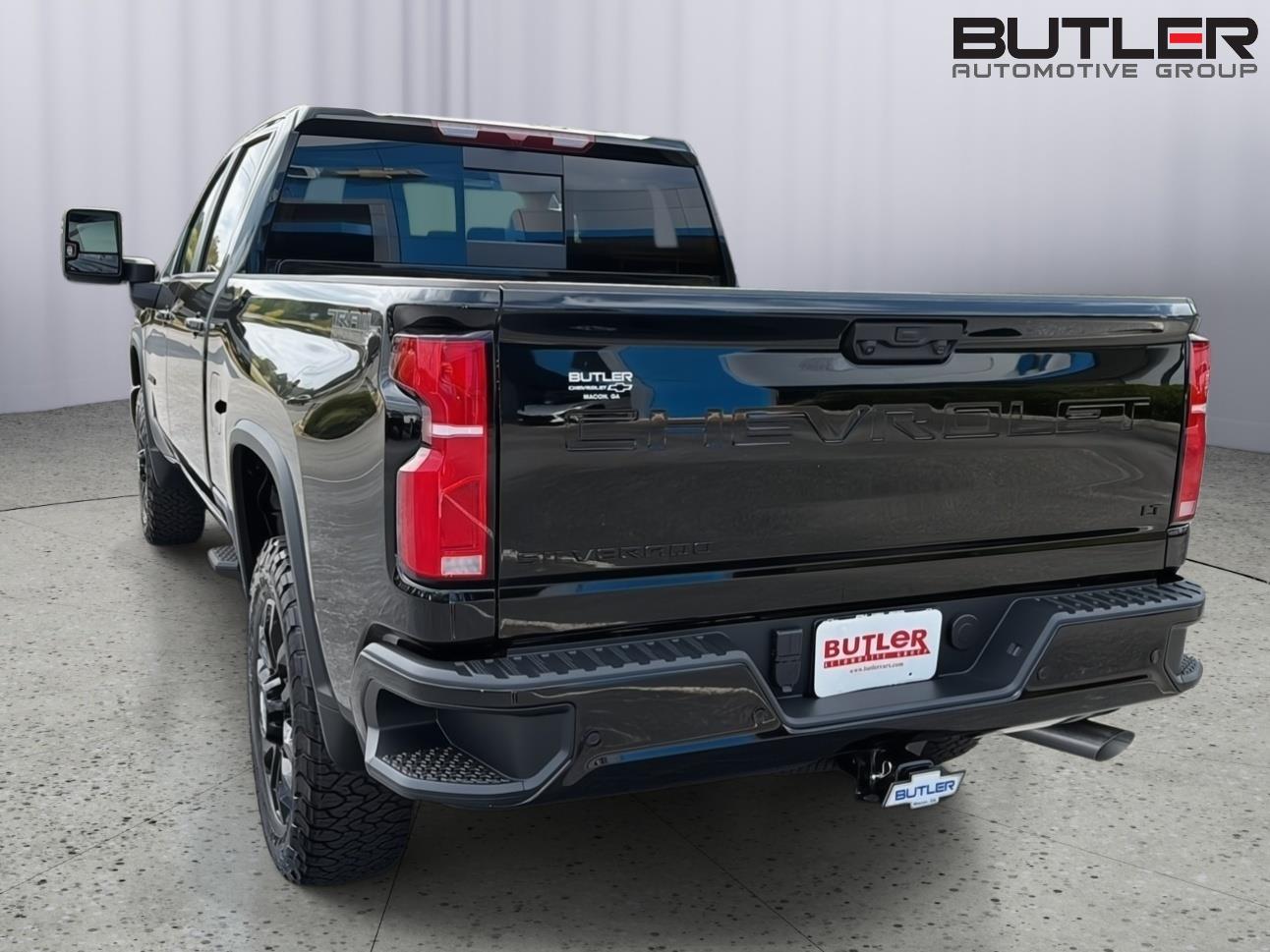 New 2026 Black Chevrolet LT image 5