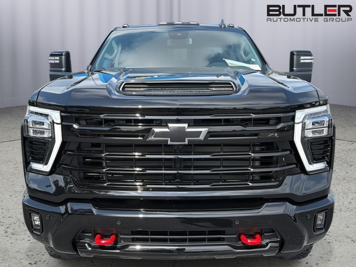 New 2026 Black Chevrolet LT image 9