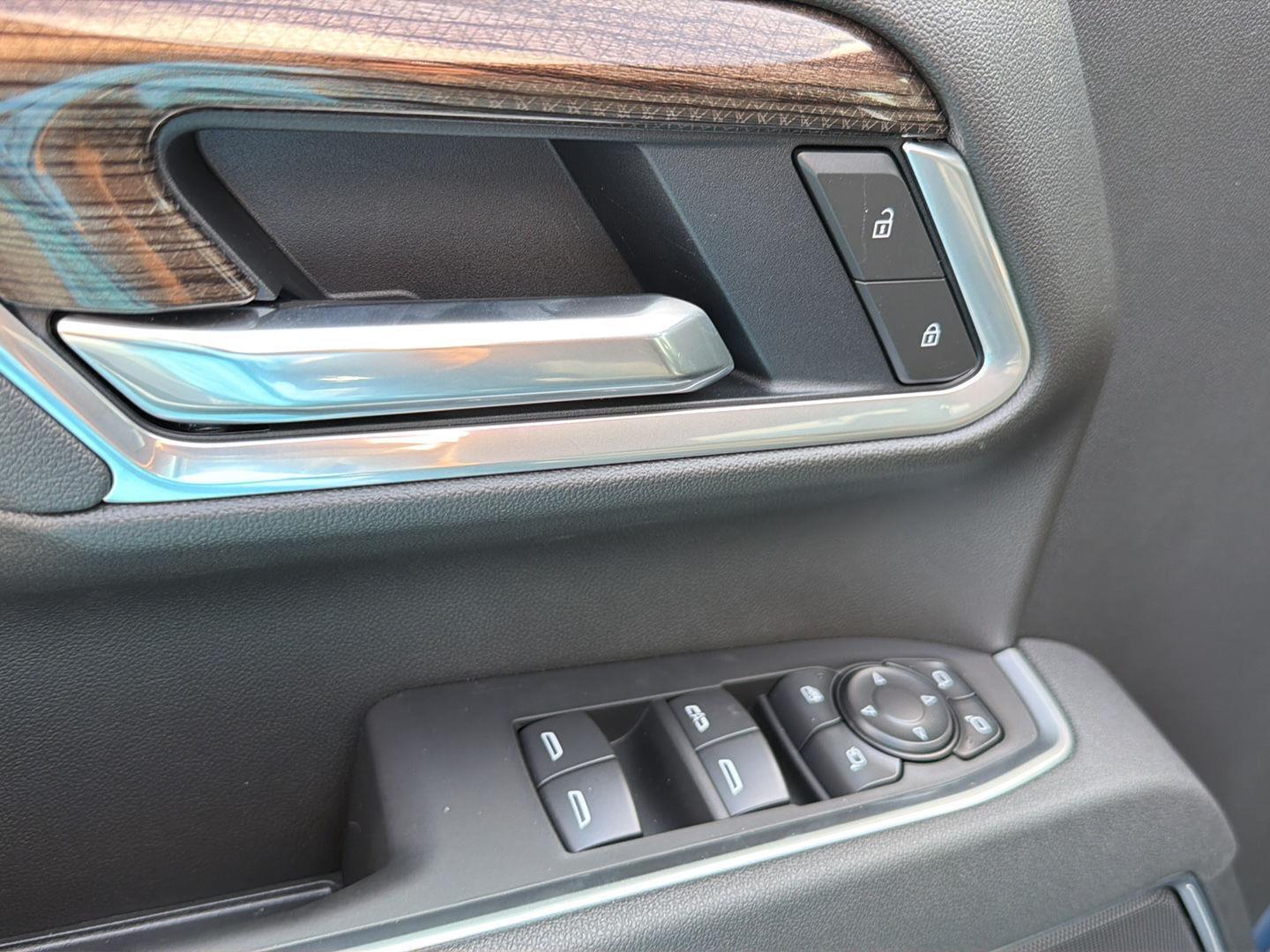New 2026 Lakeshore Blue Metallic Chevrolet LT image 33