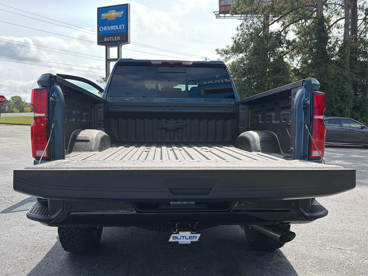 New 2026 Lakeshore Blue Metallic Chevrolet LT image 34