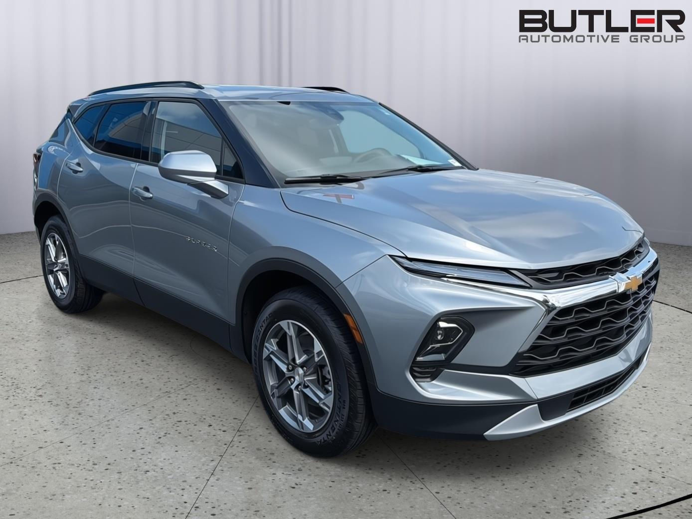 New 2026 Sterling Gray Metallic Chevrolet LT image 8