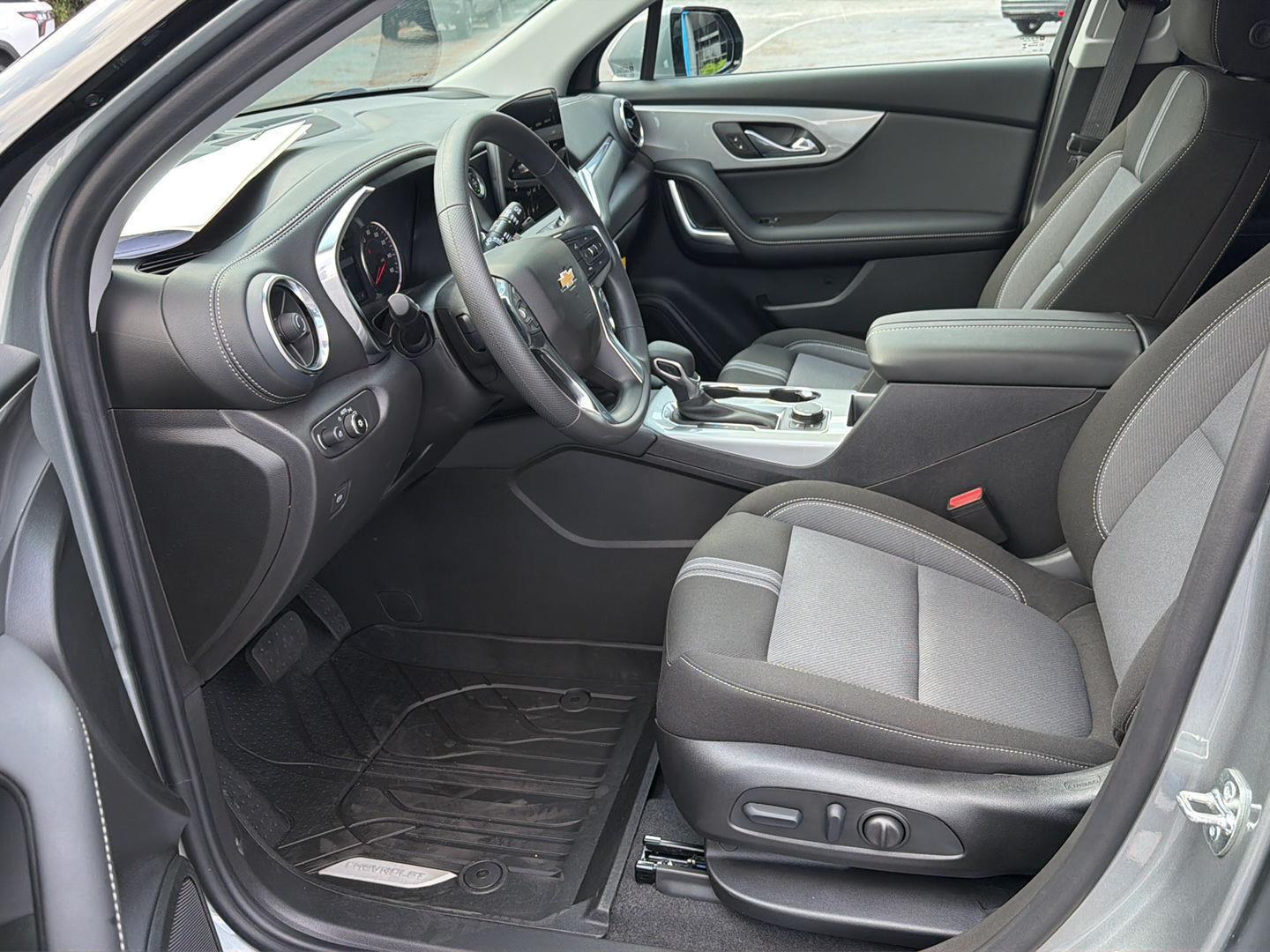 New 2026 Sterling Gray Metallic Chevrolet LT image 10