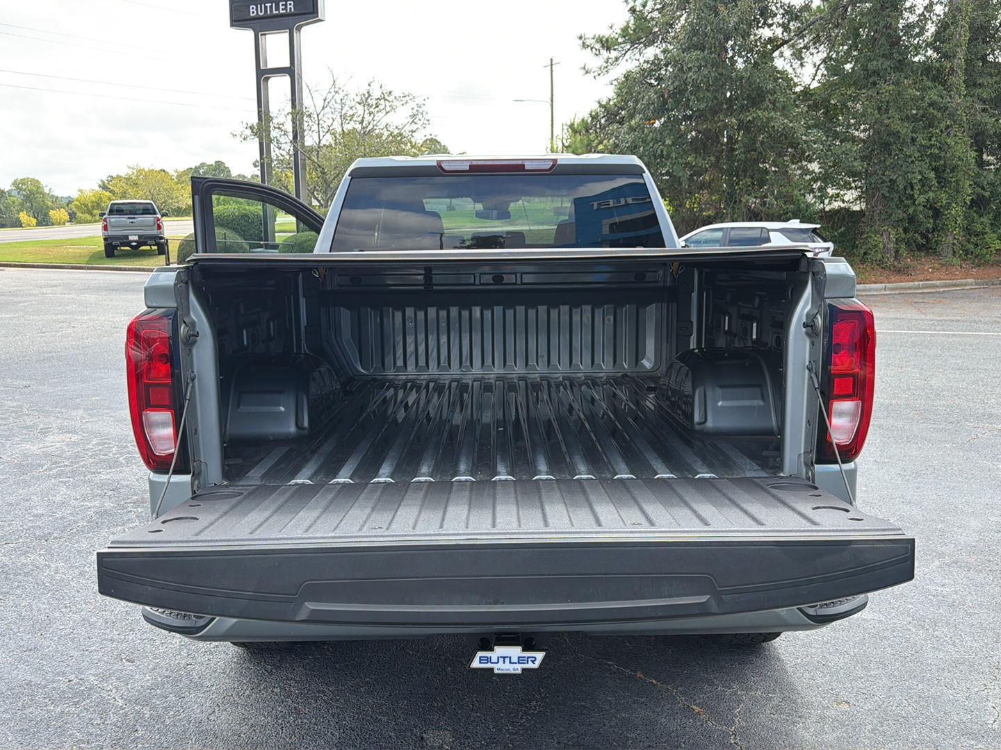 Used 2023 Sterling Metallic GMC Pro image 31