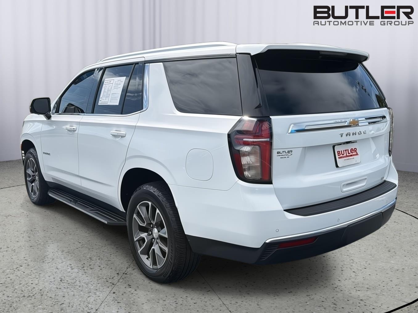 Used 2022 Summit White Chevrolet LT image 4