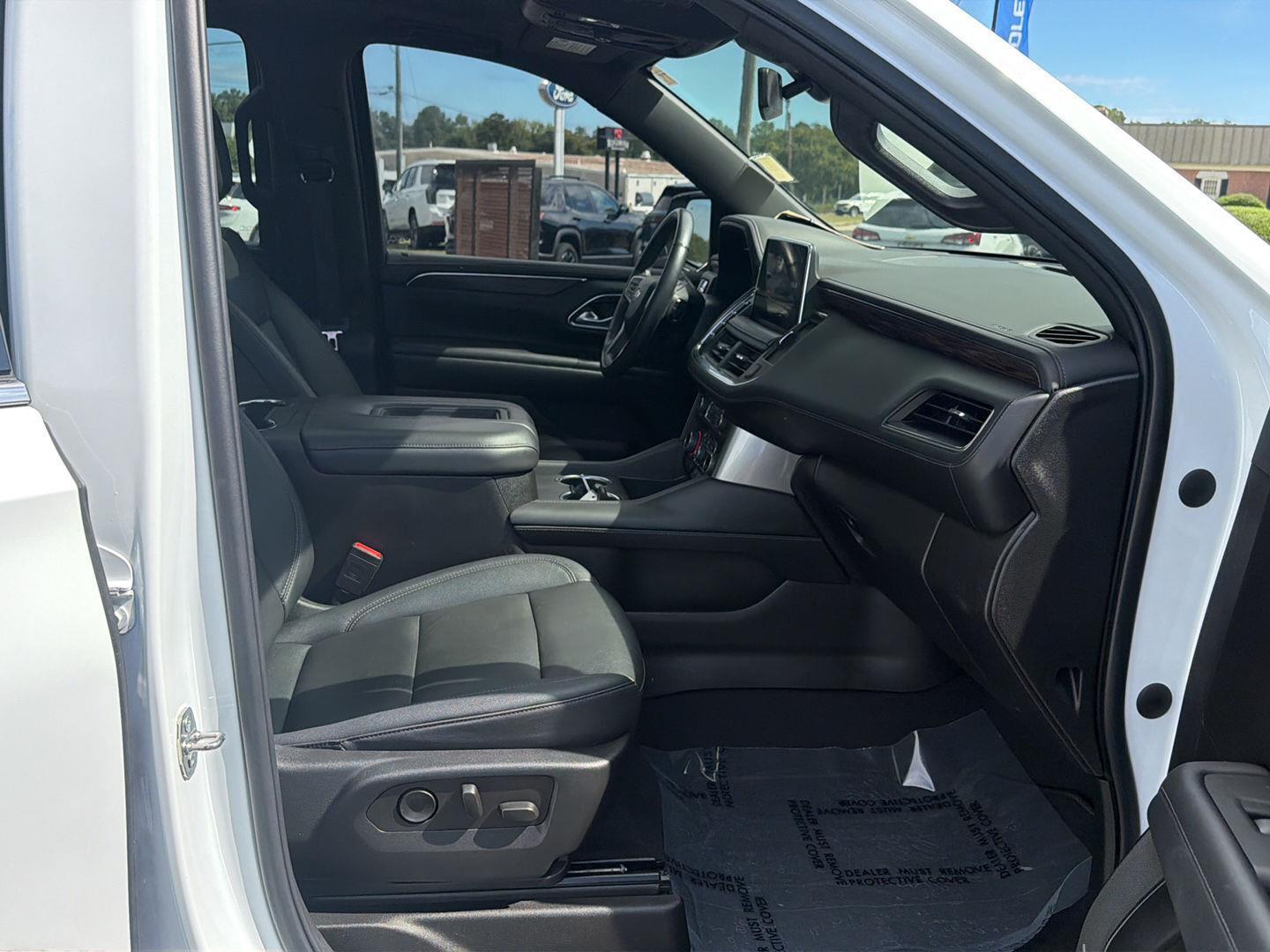 Used 2022 Summit White Chevrolet LT image 15