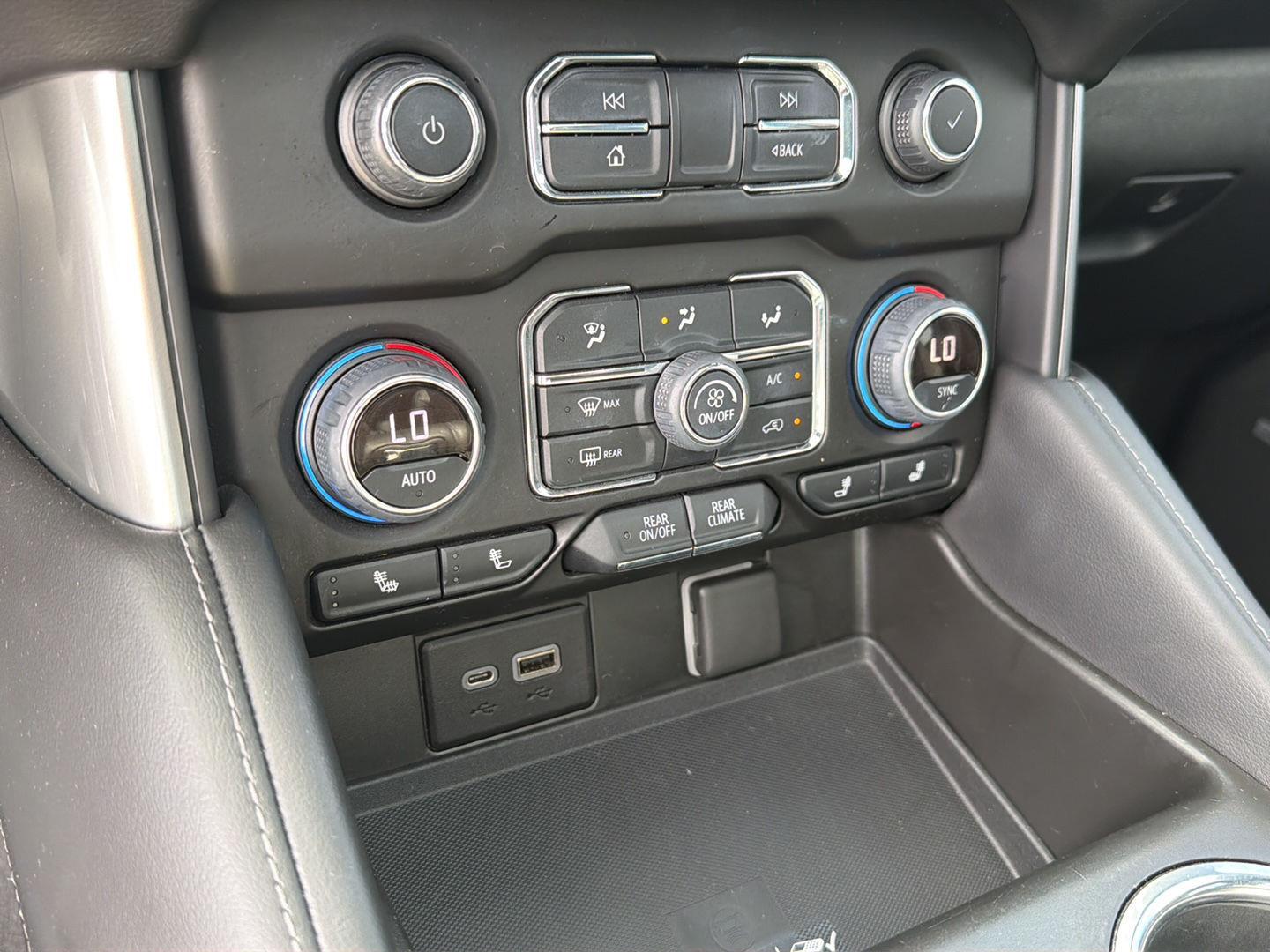 Used 2022 Summit White Chevrolet LT image 28