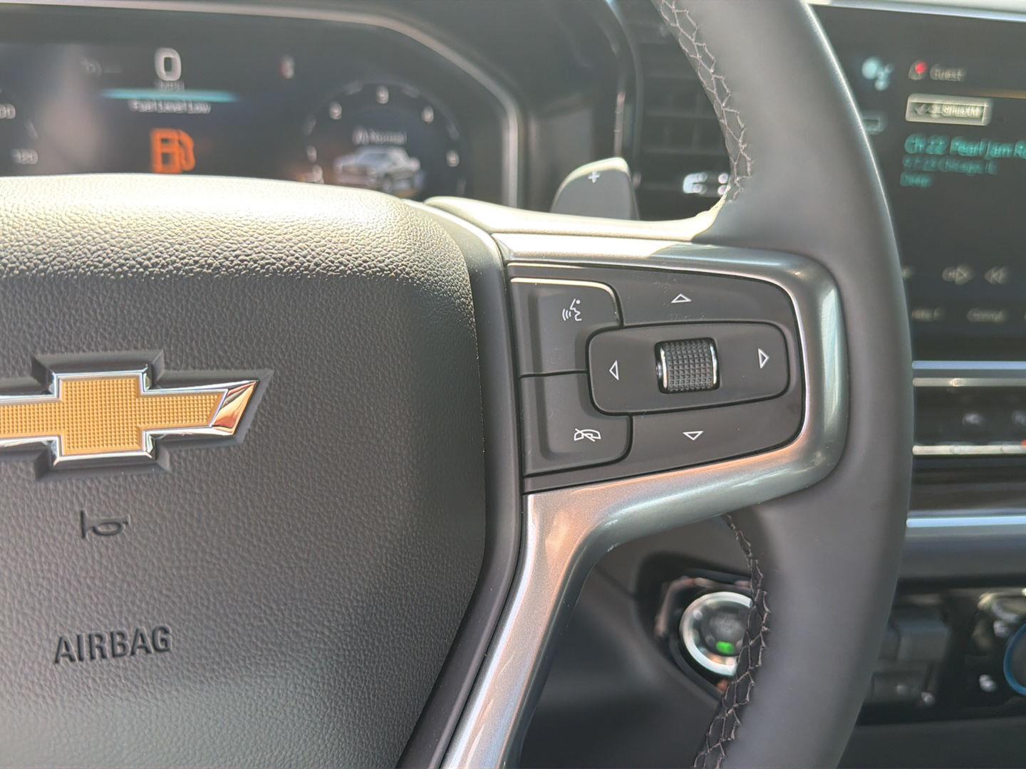 New 2026 SUMMIT WHITE Chevrolet LT image 22