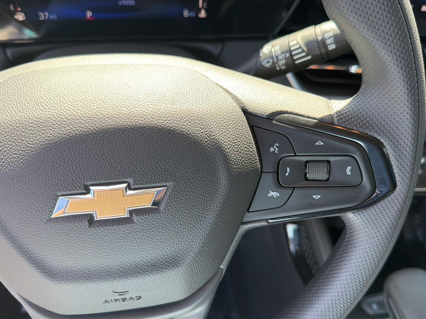New 2026 Sterling Gray Metallic Chevrolet LT image 21