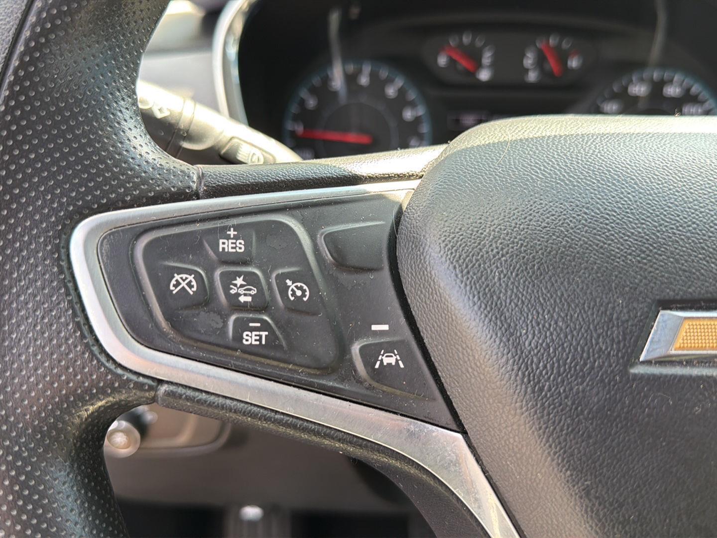 Used 2023 Chevrolet Equinox SUV