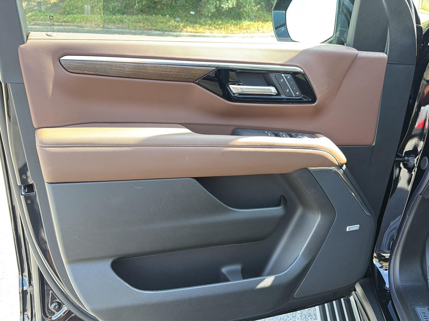 New 2026 NA Chevrolet High Country image 18