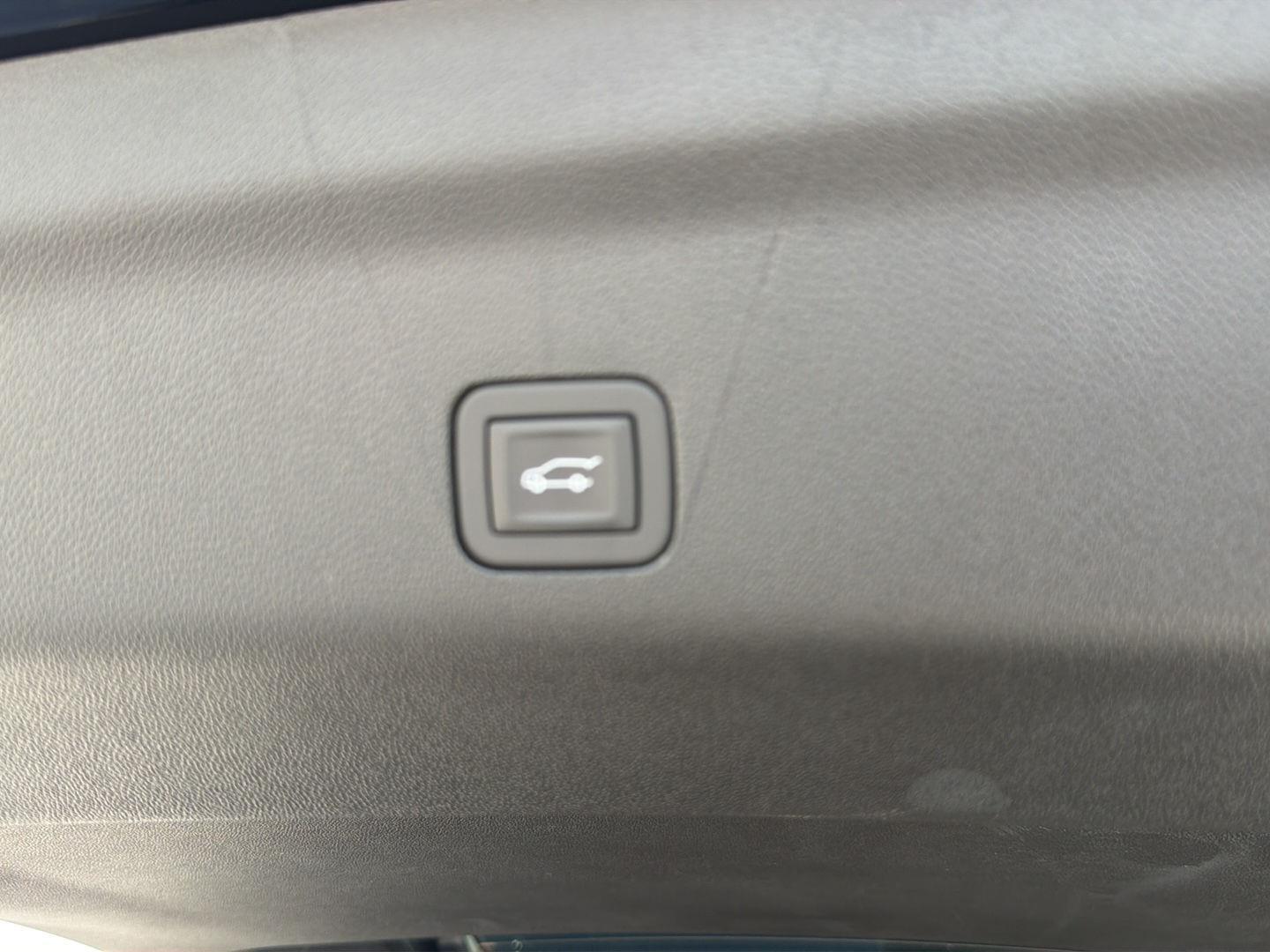 New 2026 NA Chevrolet High Country image 38