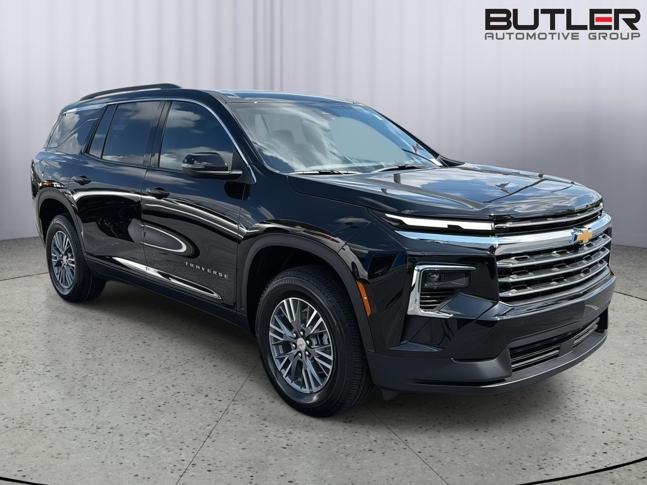New 2027 Mosaic Black Metallic Chevrolet FWD LT image 8