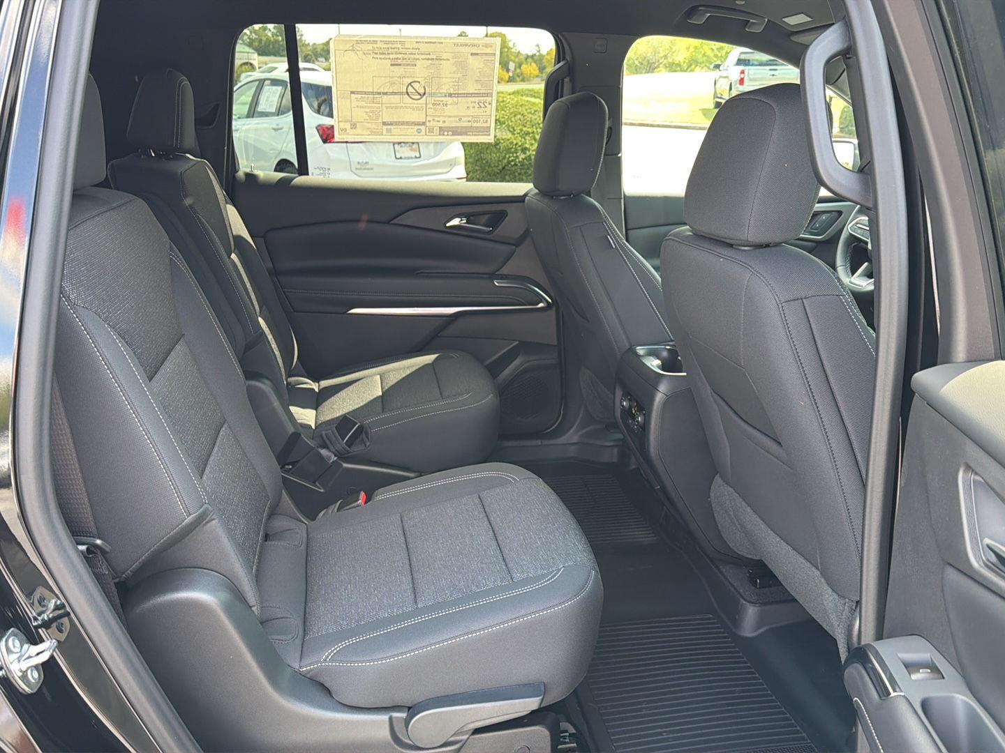 New 2027 Mosaic Black Metallic Chevrolet FWD LT image 13