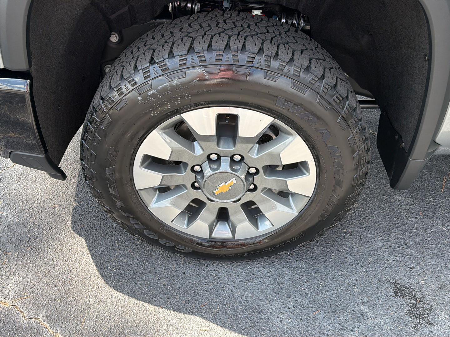 New 2026 Sterling Gray Metallic Chevrolet Custom image 32