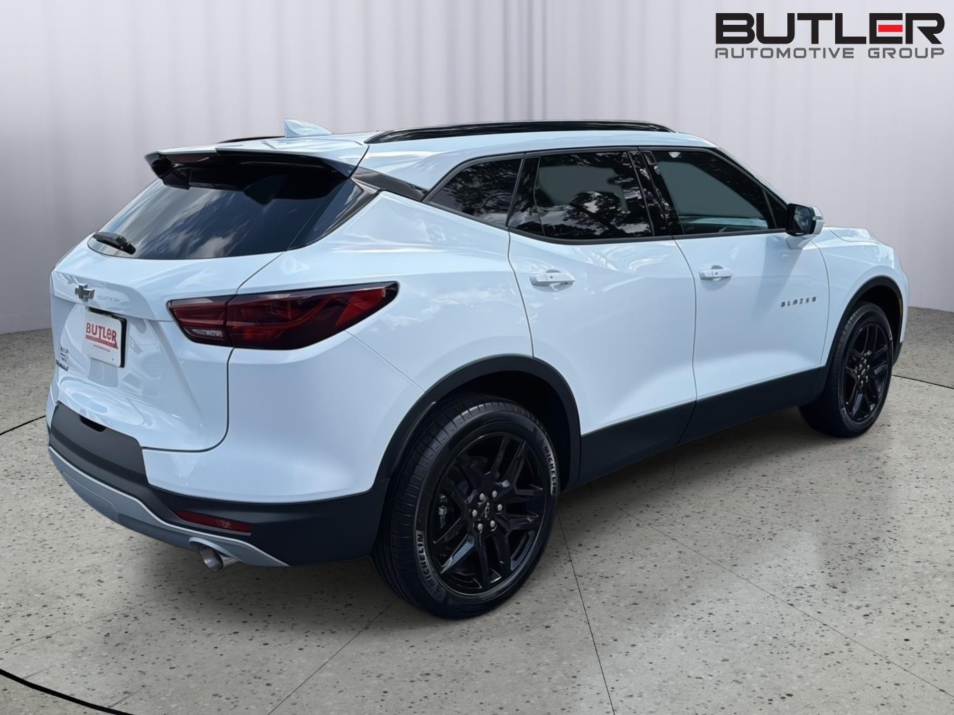 New 2026 Summit White Chevrolet LT image 6