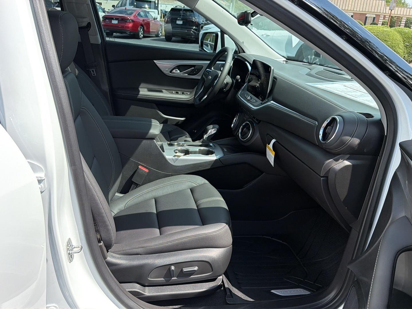 New 2026 Summit White Chevrolet LT image 13