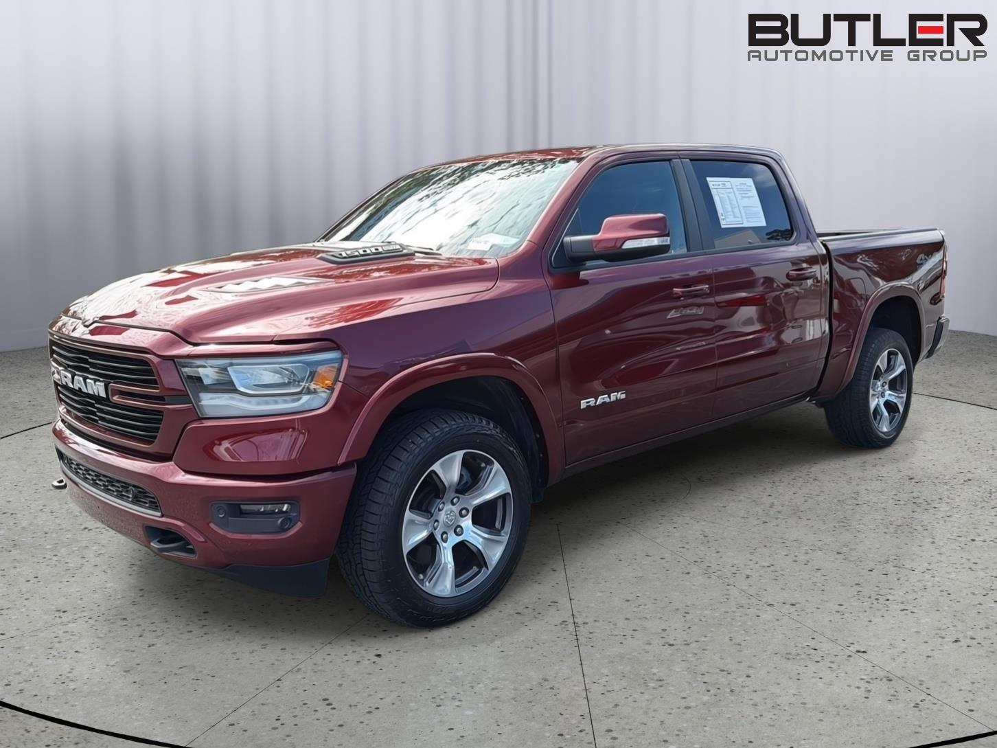 Used 2019 Delmonico Red Pearlcoat Ram Laramie image 2