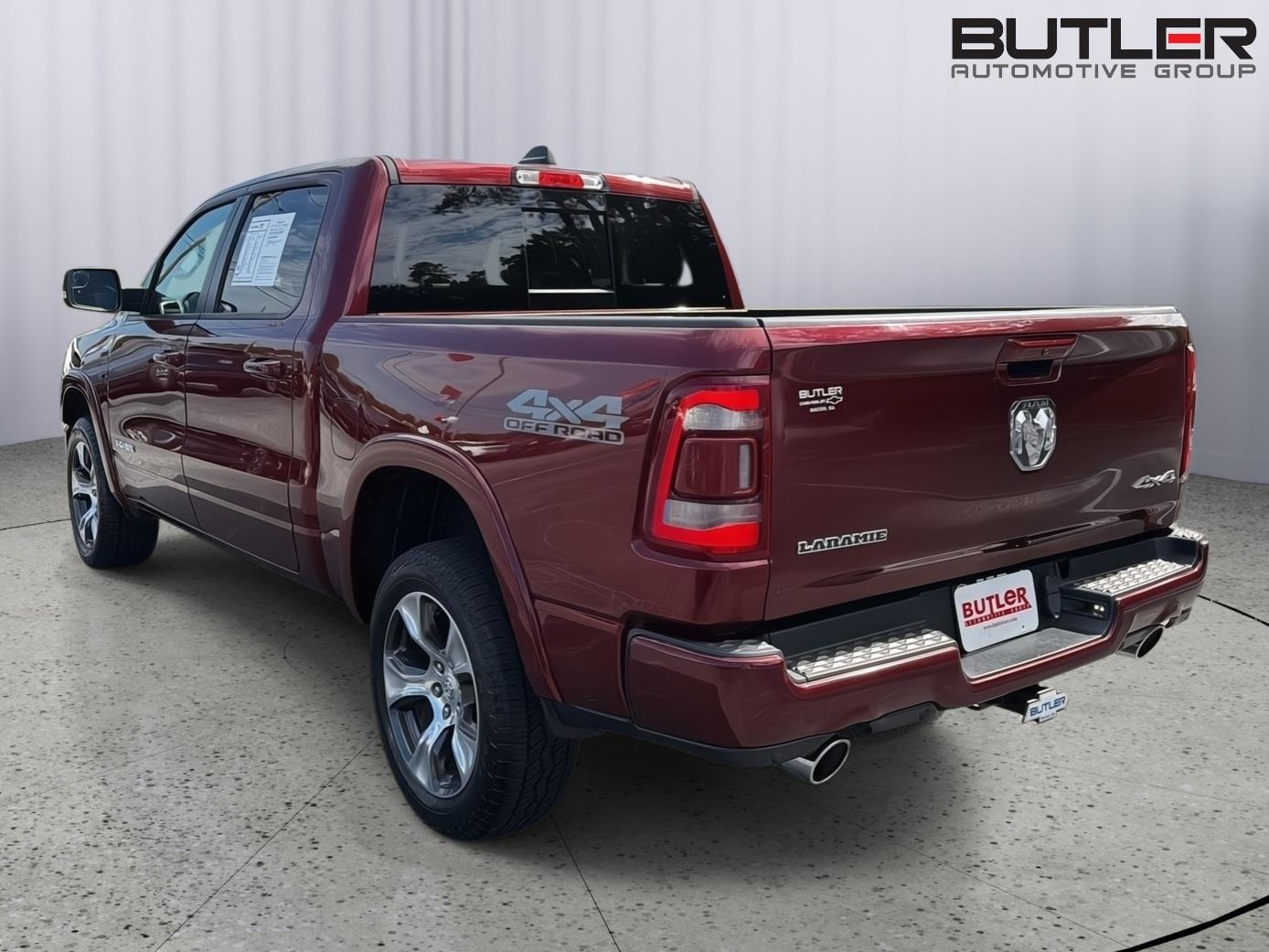 Used 2019 Delmonico Red Pearlcoat Ram Laramie image 4