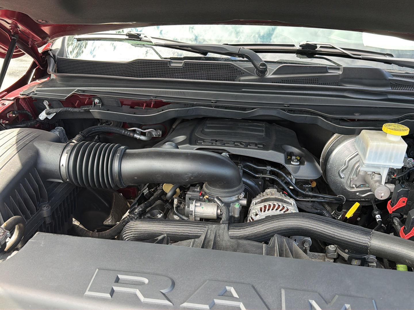 Used 2019 Delmonico Red Pearlcoat Ram Laramie image 36