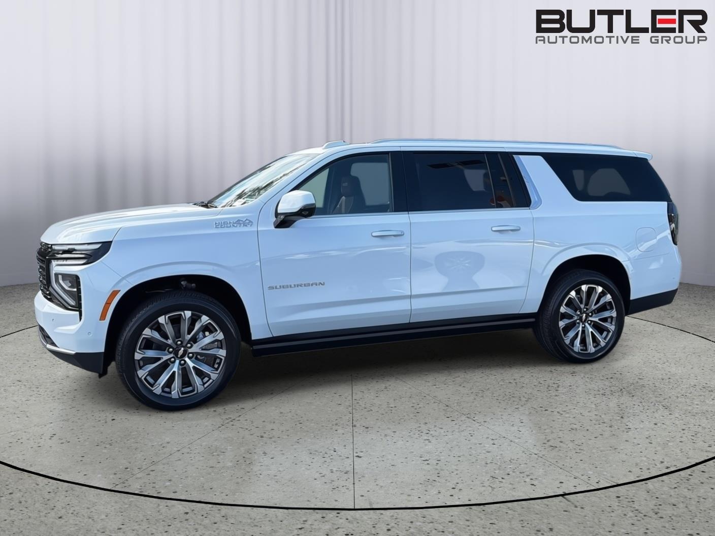New 2026 Polar White Tricoat Chevrolet High Country image 3