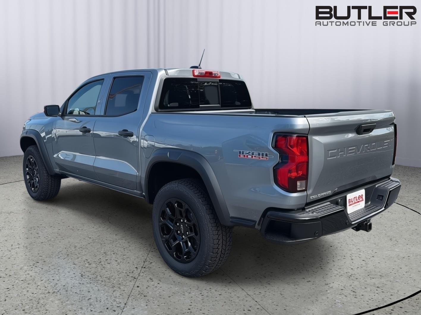 New 2026 Sterling Gray Metallic Chevrolet 4WD Trail Boss image 4