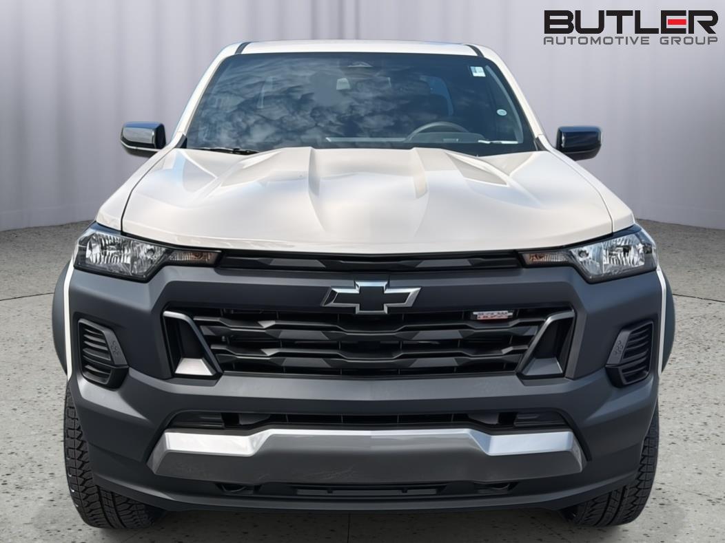 New 2026 White Sands Chevrolet 4WD Trail Boss image 9