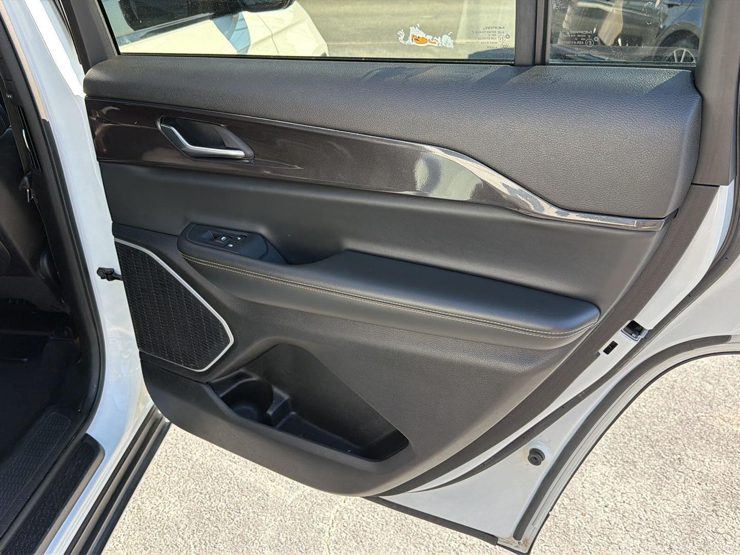 Used 2021 Jeep Grand Cherokee L SUV