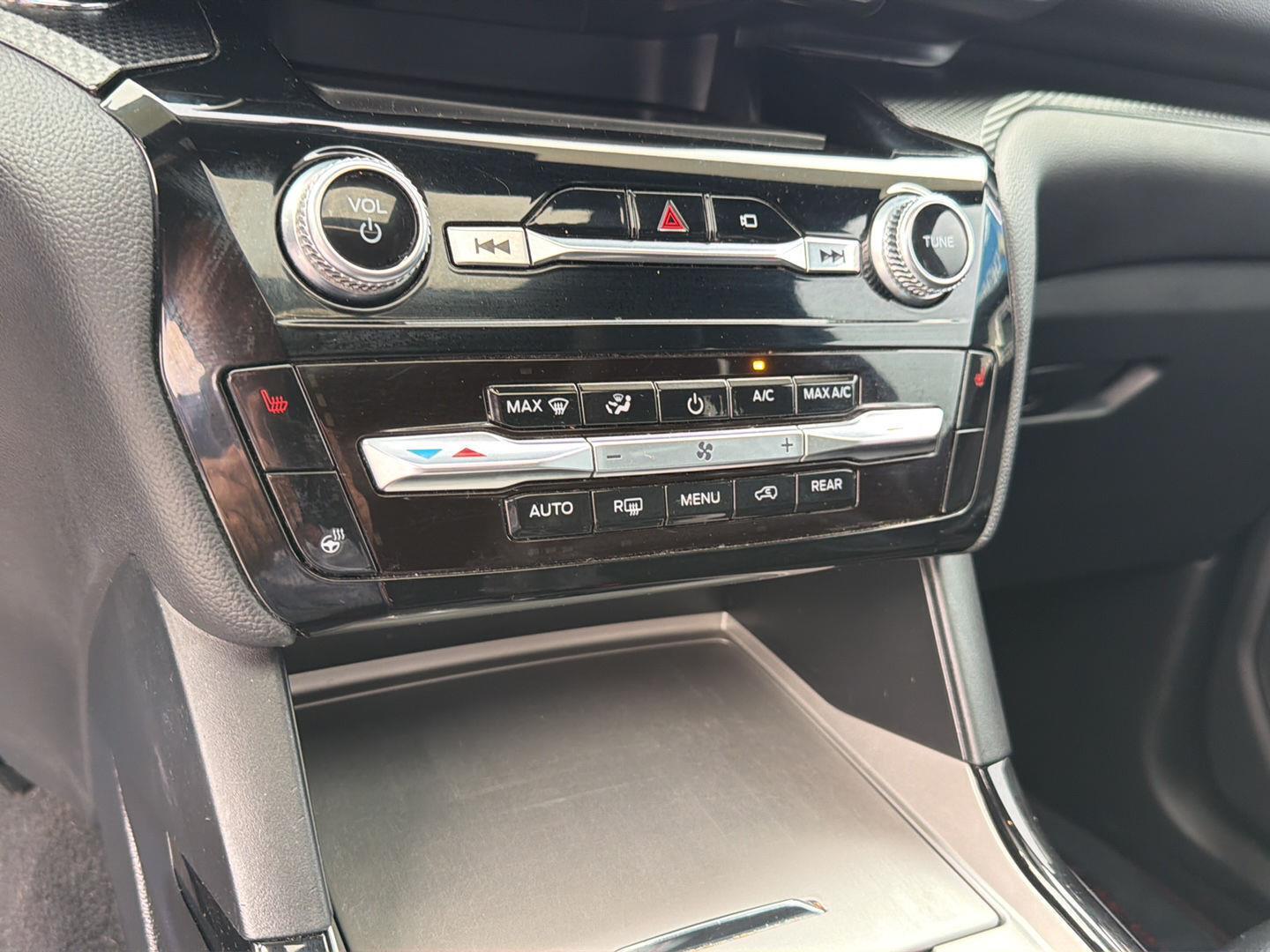 Used 2022 Ford Explorer SUV