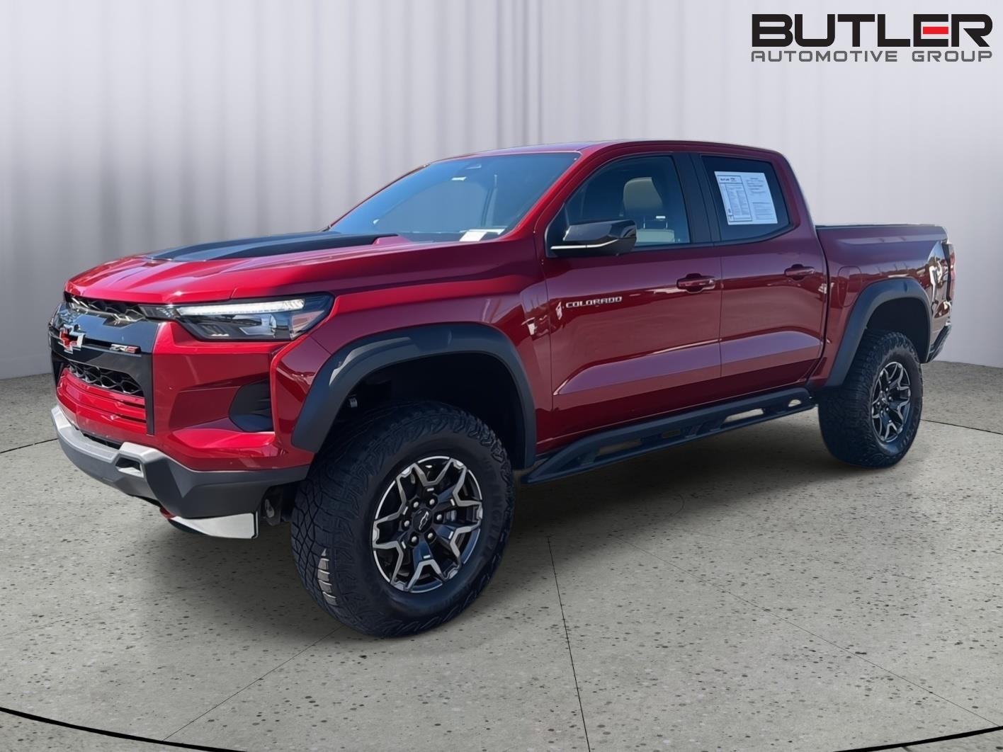 Red (Radiant Red Tintcoat) 2024 Chevrolet Colorado Pickup Truck Four-Wheel Drive 8-Speed Automatic
