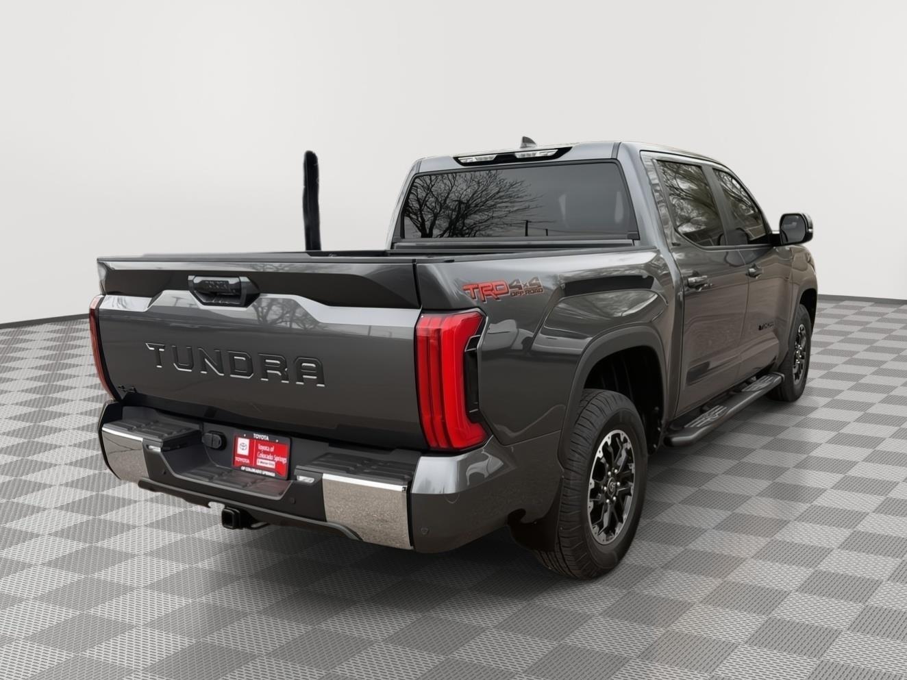 View vehicle photo 3