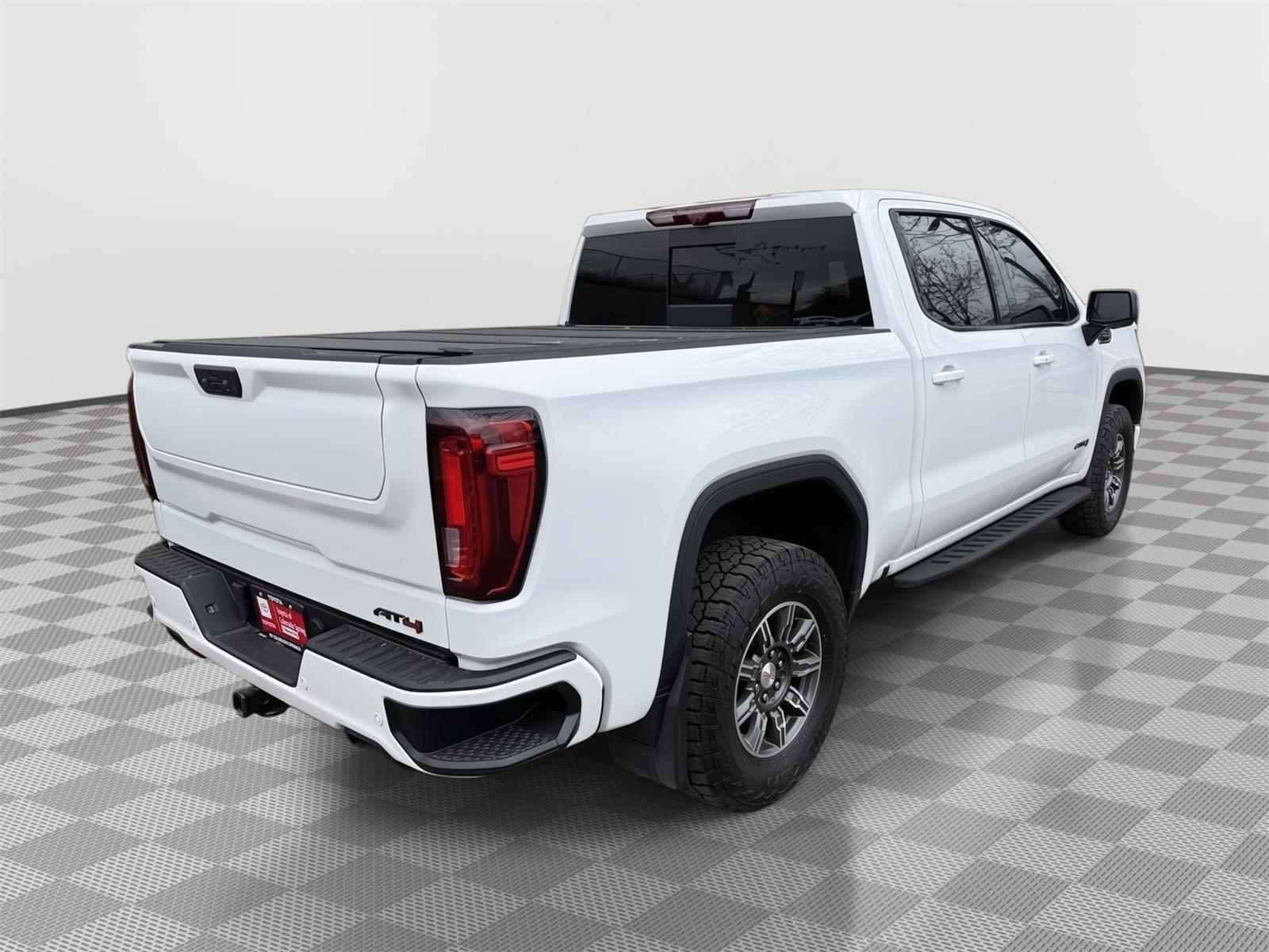 View vehicle photo 6