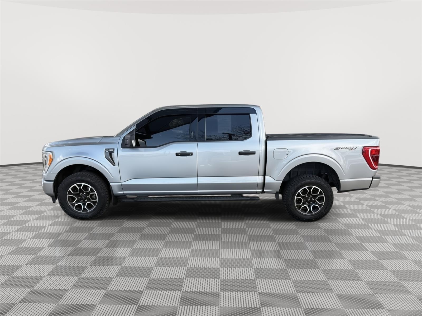 View vehicle photo 6