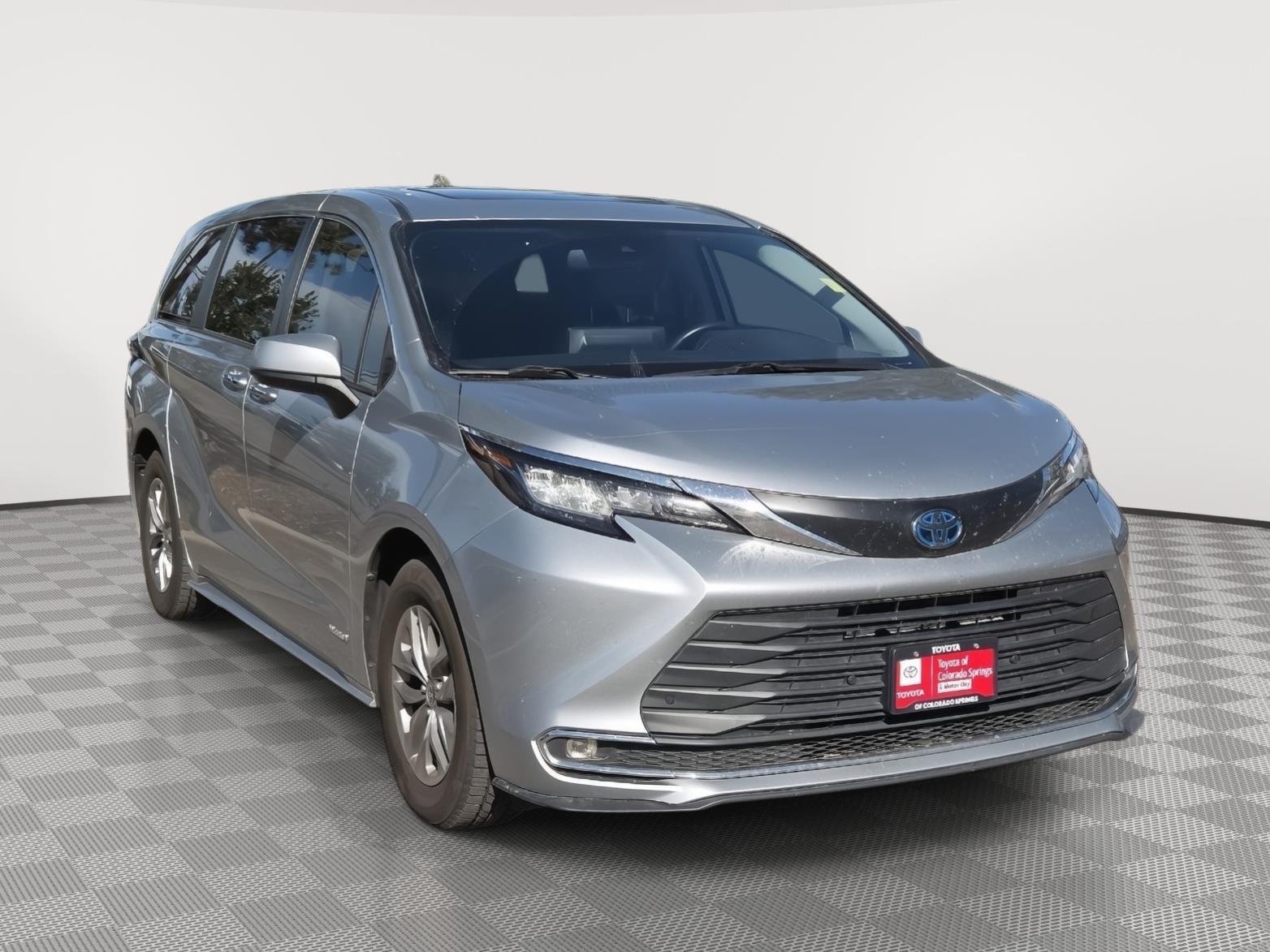 Celestial Silver Metallic 2021 Toyota Sienna Minivan All-Wheel Drive Continuously Variable Transmission