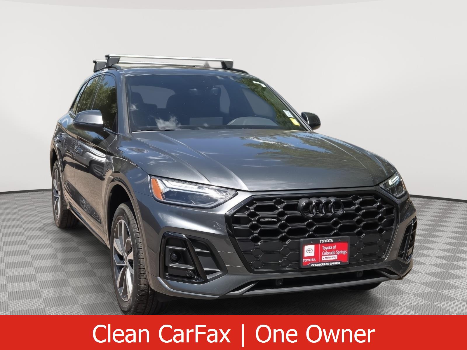 Daytona Gray Pearl Effect 2024 Audi Q5 SUV / Crossover All-Wheel Drive Automatic