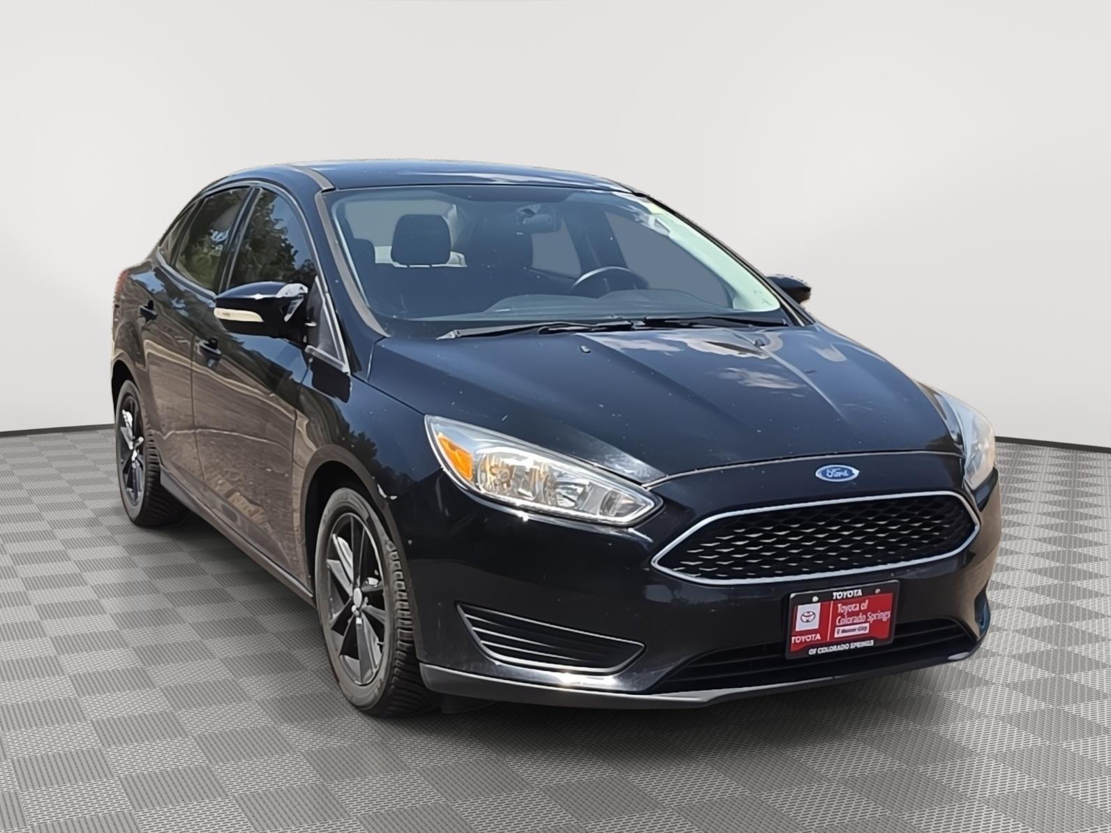 Shadow Black 2017 Ford Focus Sedan Front-Wheel Drive 6-Speed Automatic