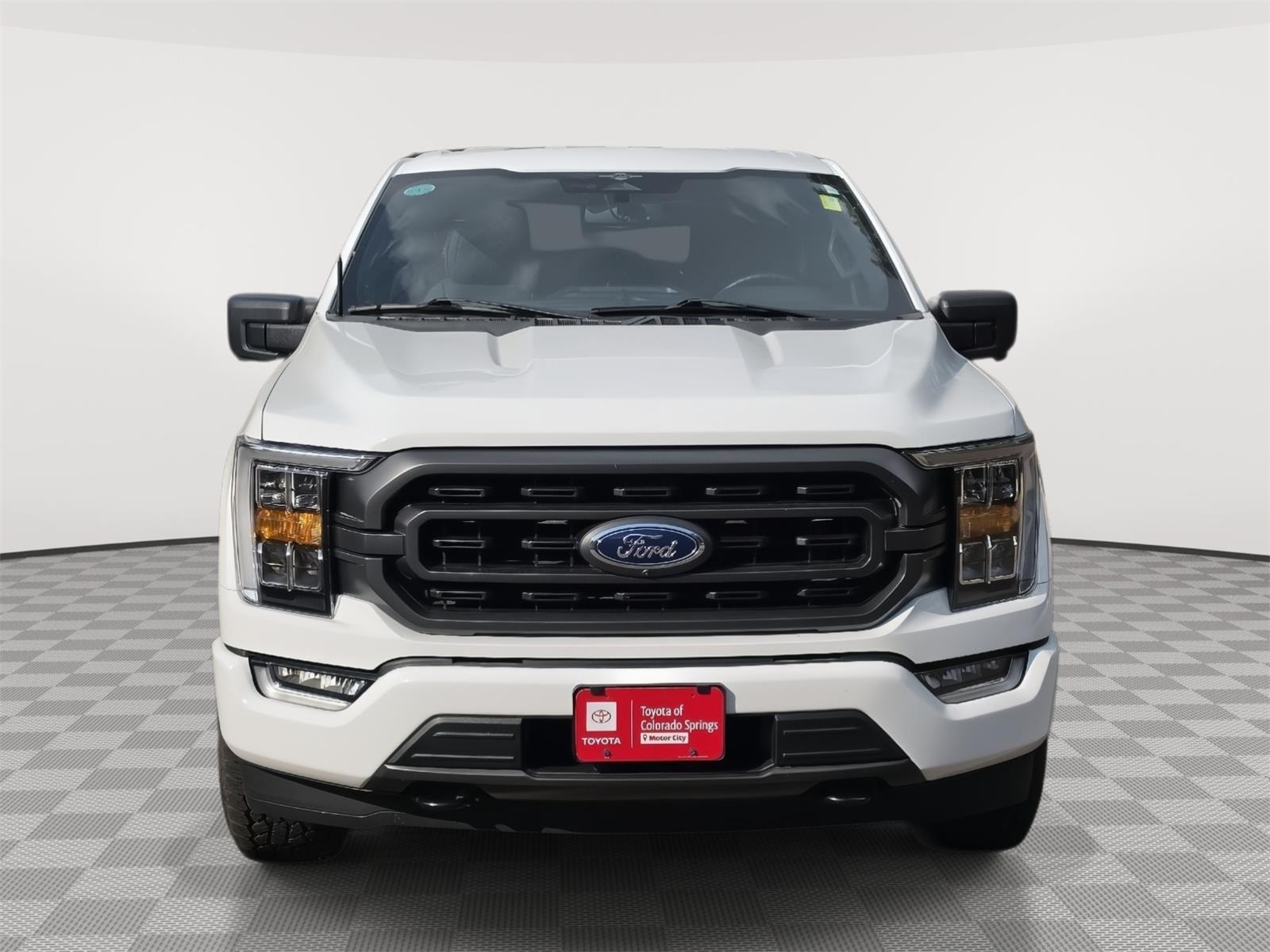 View vehicle photo 2