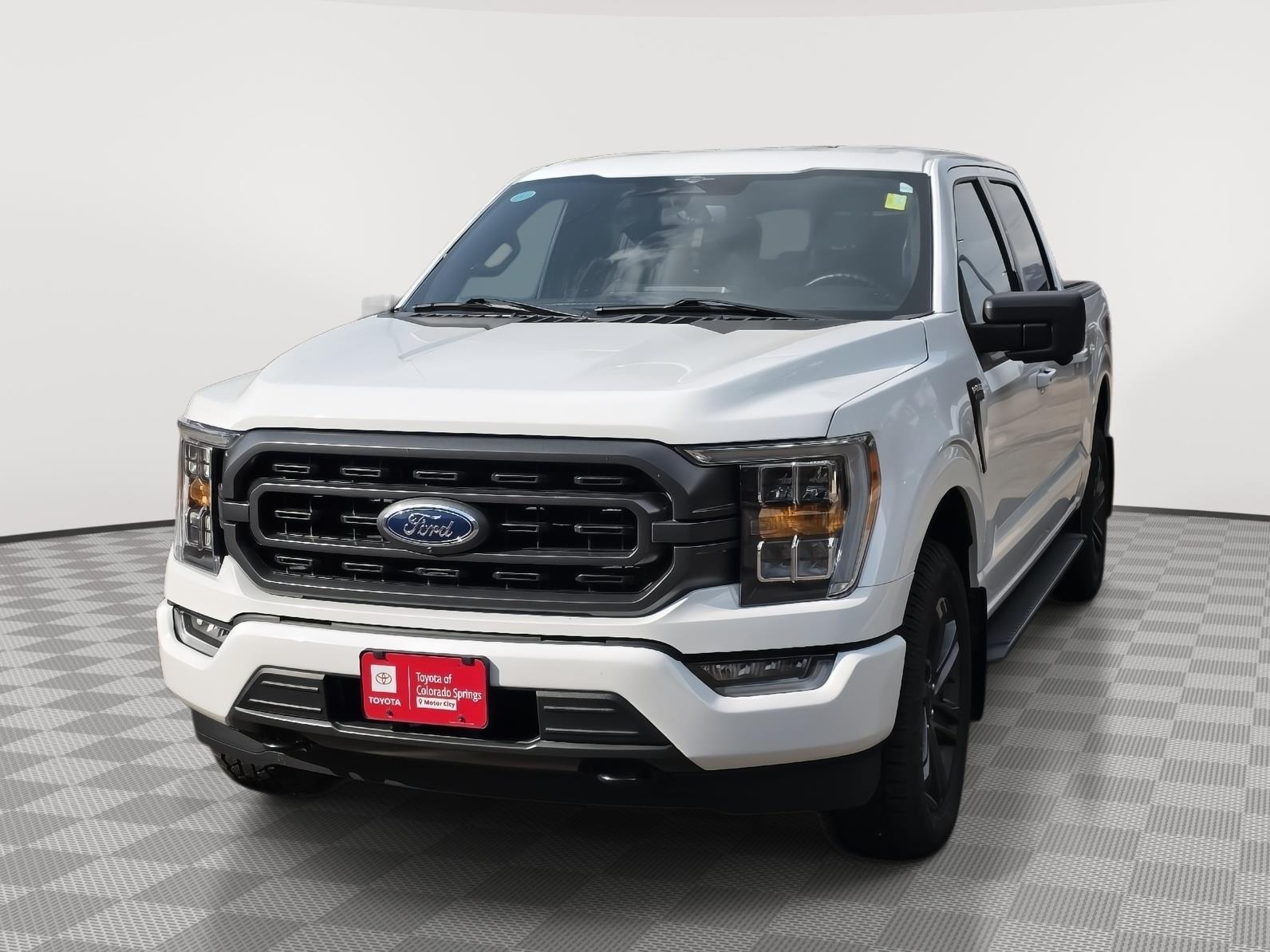 View vehicle photo 5